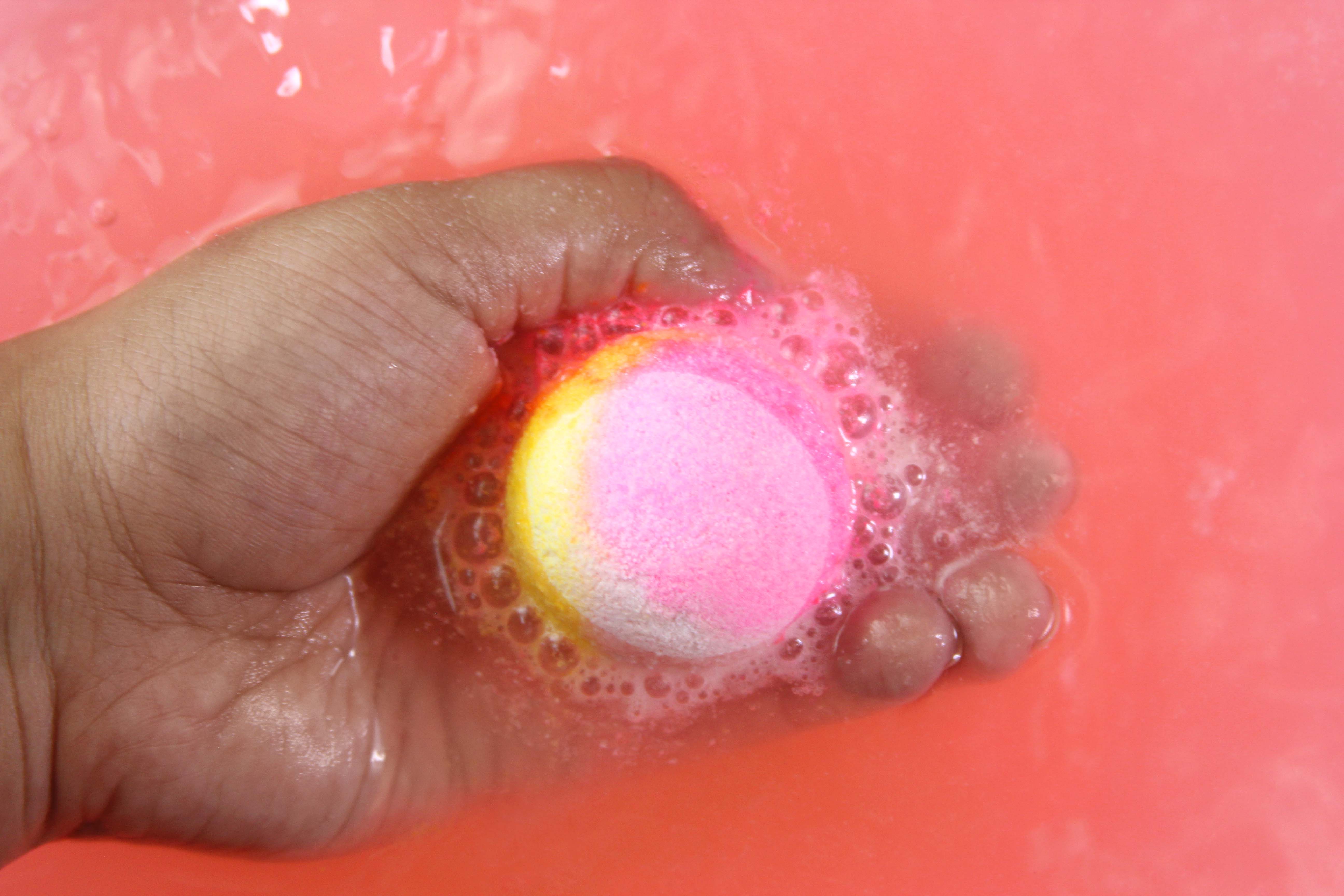 nature's beauty bath bomb review