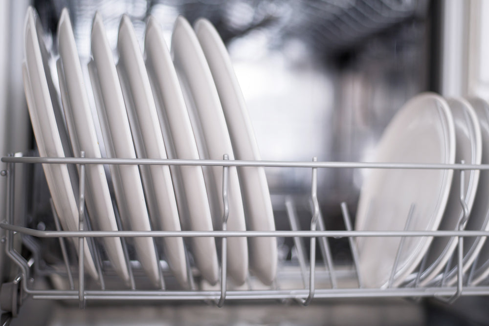 How to Add a Dishwasher to a Small Kitchen Where to Put It.jpg__PID:a5257c0e-aa63-44c9-b297-4c4733cdd412