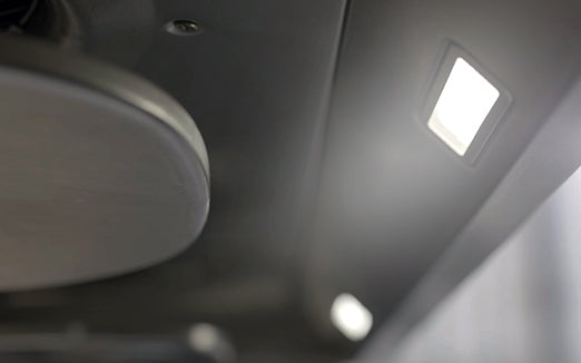 LED lights under the UQS3001Range Hood.