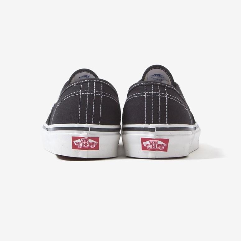 vans black anaheim