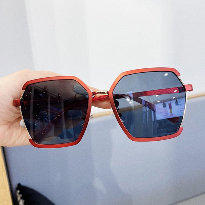 Korean Version Ins Polygonal Sunglasses Creative Two-Color Electroplating Irregular Glasses Anti-Ultraviolet Sunglasses