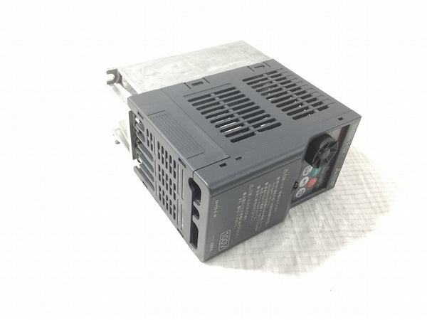 ☆未使用品☆ MITSUBISHI 三菱電機 50Hz/60Hz 単相 100V コンパクトサイズインバーター FR-FS2-0.4K 産業用送風機 70197