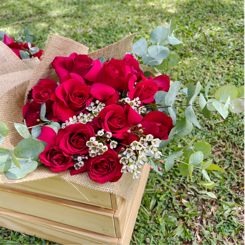 Significance Of Red Roses On Valentine'S Day – Happy Bunch