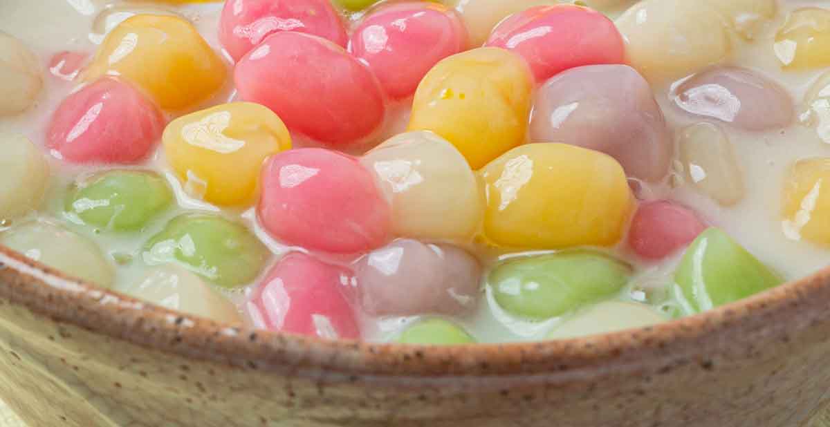 Tapioca pearls in various colors