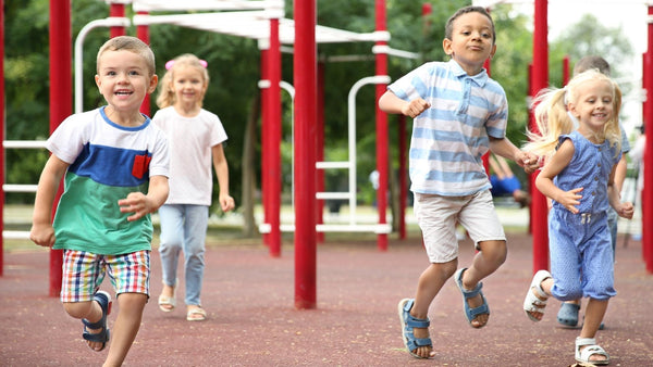 summer-activity-guide-for-kids-meet-friends-at-the-playground