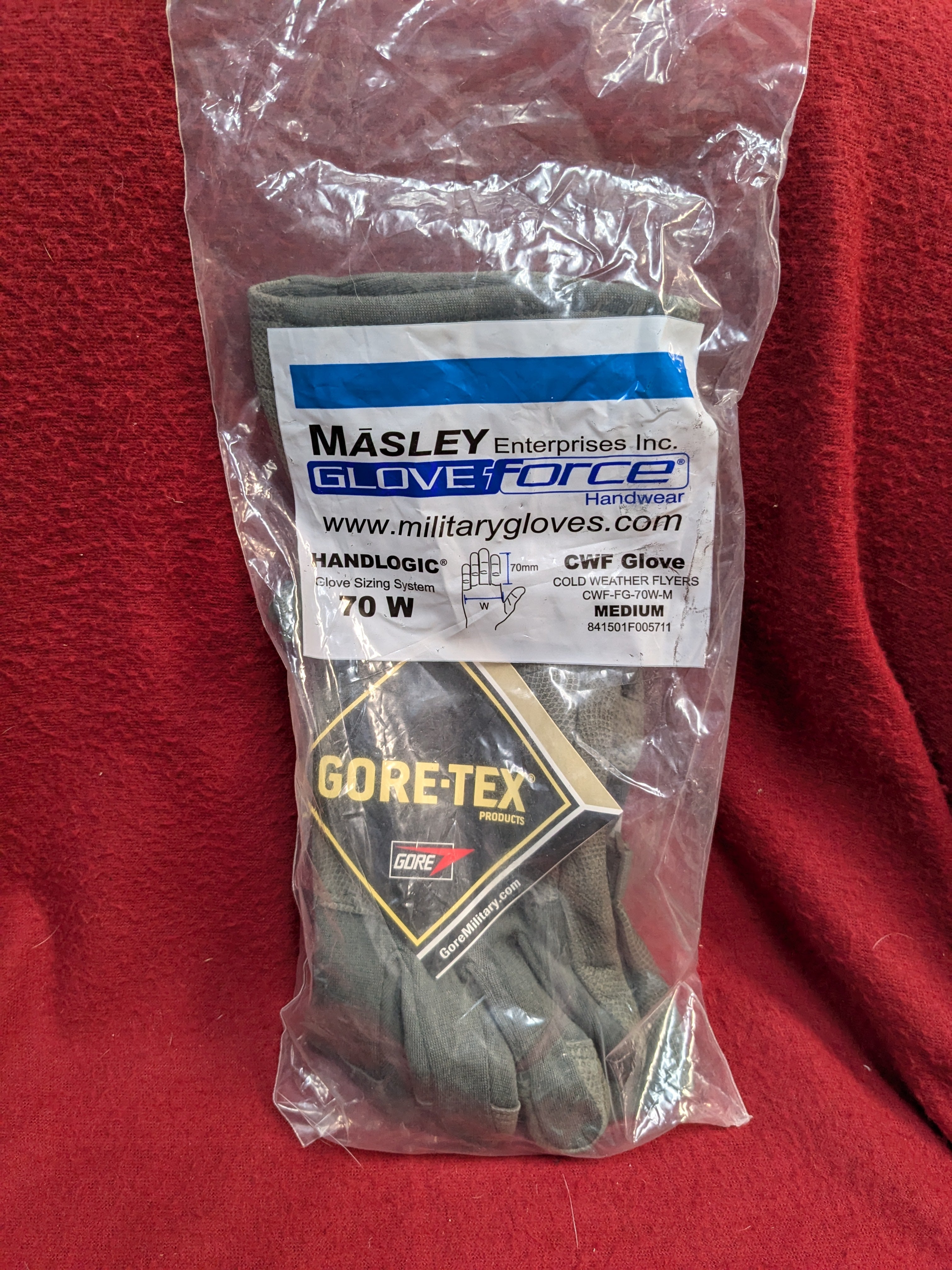 NOS US Army CWF GORE-TEX Gloves Medium (40cr- cb2-enu162)