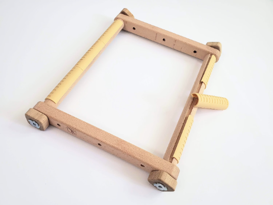 Wood Cross Stitch Hoop Stand holder – embroideryhoopks
