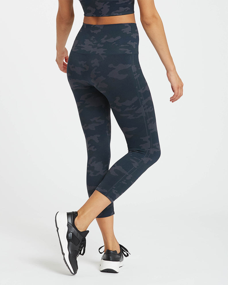 Look at Me Now Seamless Cropped Leggings – Spanx