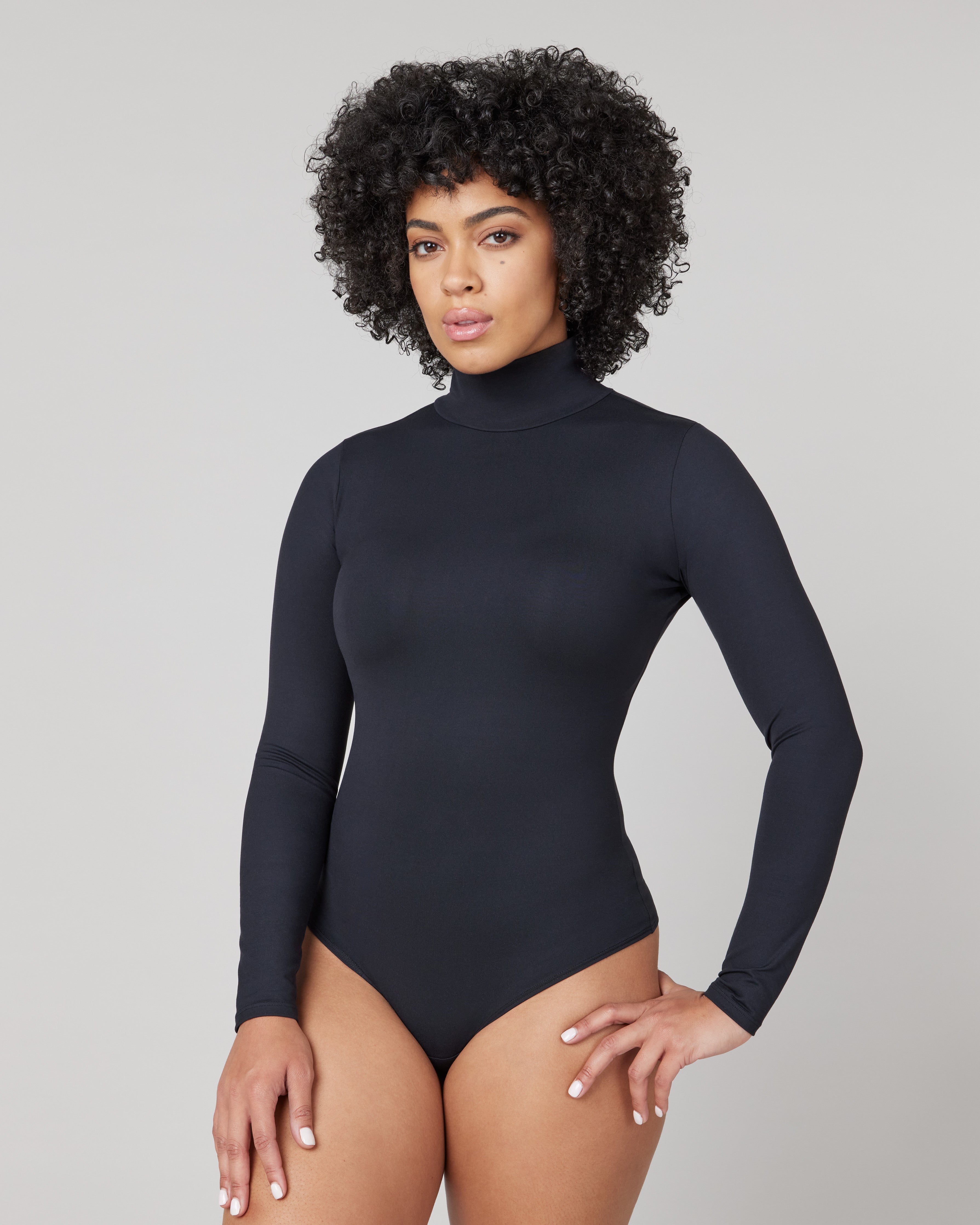 Spanx_thinblack_side_450x.jpg?v=1698091113