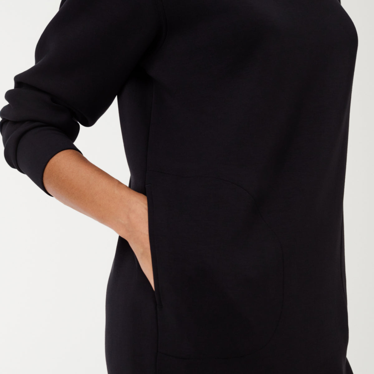 AirEssentials Crew Neck Dress – Spanx