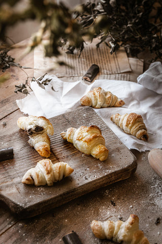 croissants vegan com chocolate negro