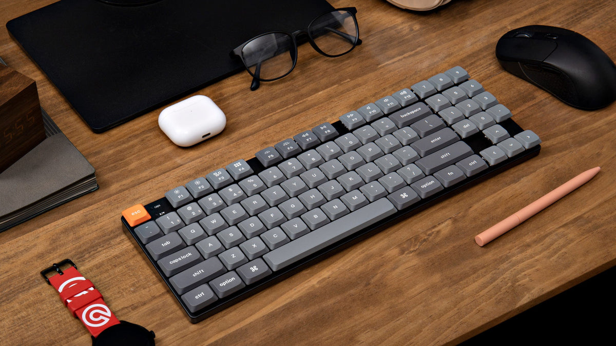 2.4 GHz & Bluetooth Connection of Keychron K13 Max QMK/VIA Wireless Custom Mechanical Keyboard