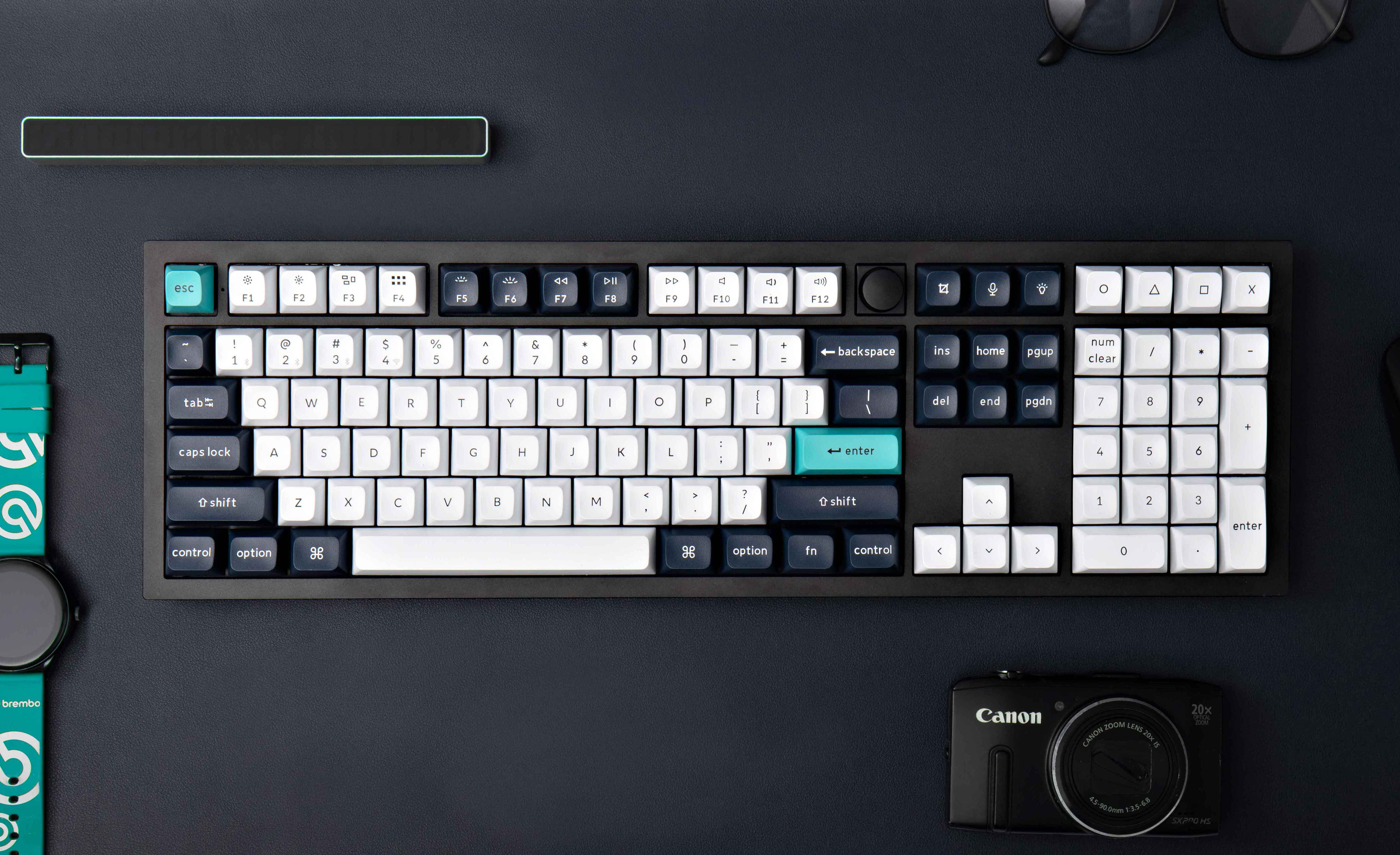 Keychron Q6 Max QMK/VIA Wireless Custom Mechanical Keyboard