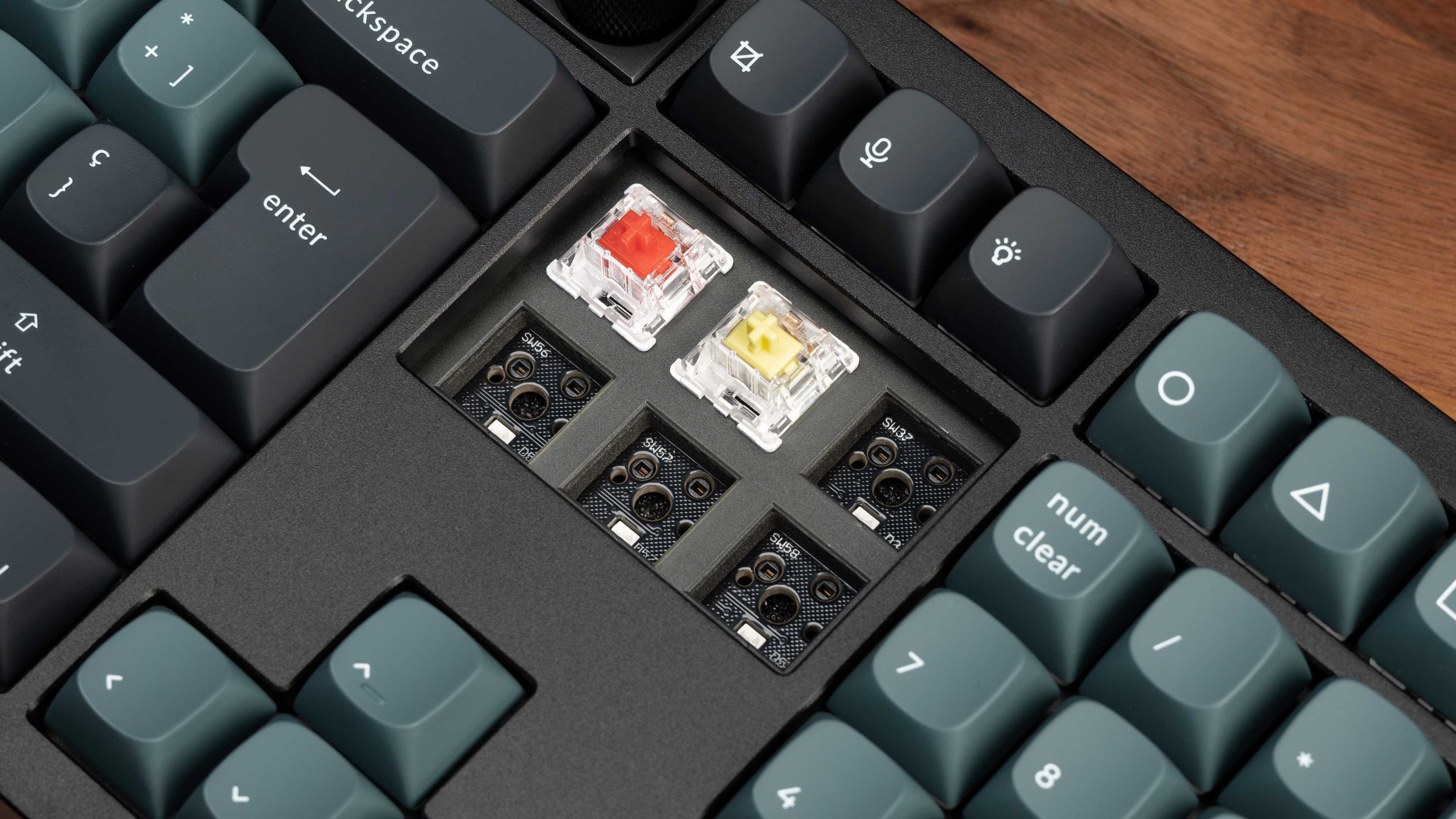 Keychron Q6 Pro ISO Hot-Swappable