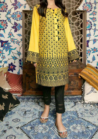 <img src="deshibesh.com" alt="Pakistani Kurtis">