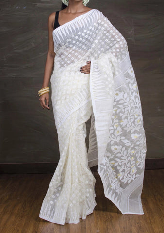 <img src="deshibesh.com" alt="Style of Saree- Jamdani">