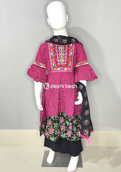 Aarong Girl's Ghagra Choli - The Perfect Ethnic Wear for Your Little P