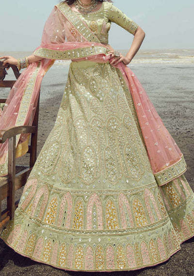 Bridal Lehenga: Buy Latest Indian Designer Bridal Lehenga Choli Online -  Utsav Fashion