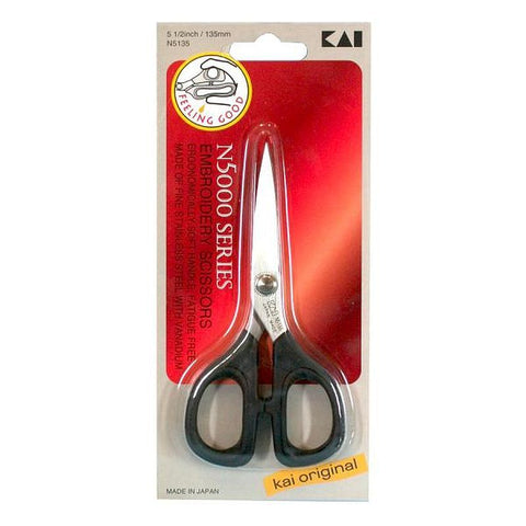 Don't be a drag, get the right tools! My Felt Lady's Favourite Scissor