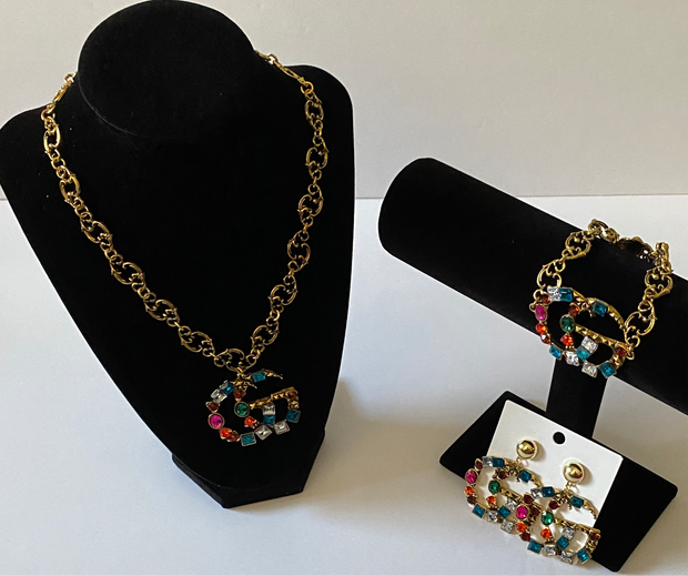 Louis Vuitton Jewelry Set Gold – Enyioko & Co.