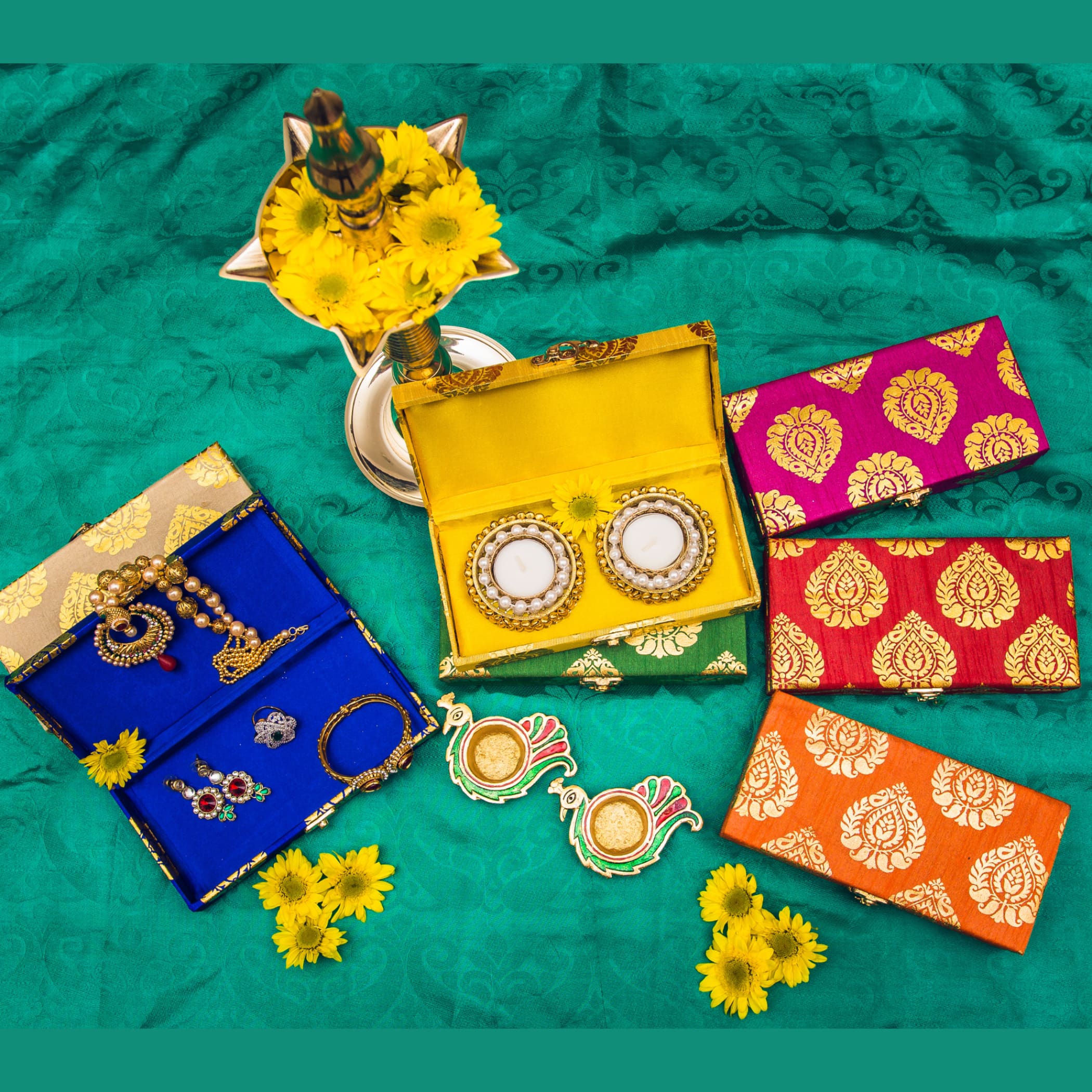 4 Pcs Brocade Jewelry Travel Organizer Box Gift Boxes Favor for Indian Muslim Pakistani Punjabi Wedding, Nikah Favor, Mehndi Favors, Gifts