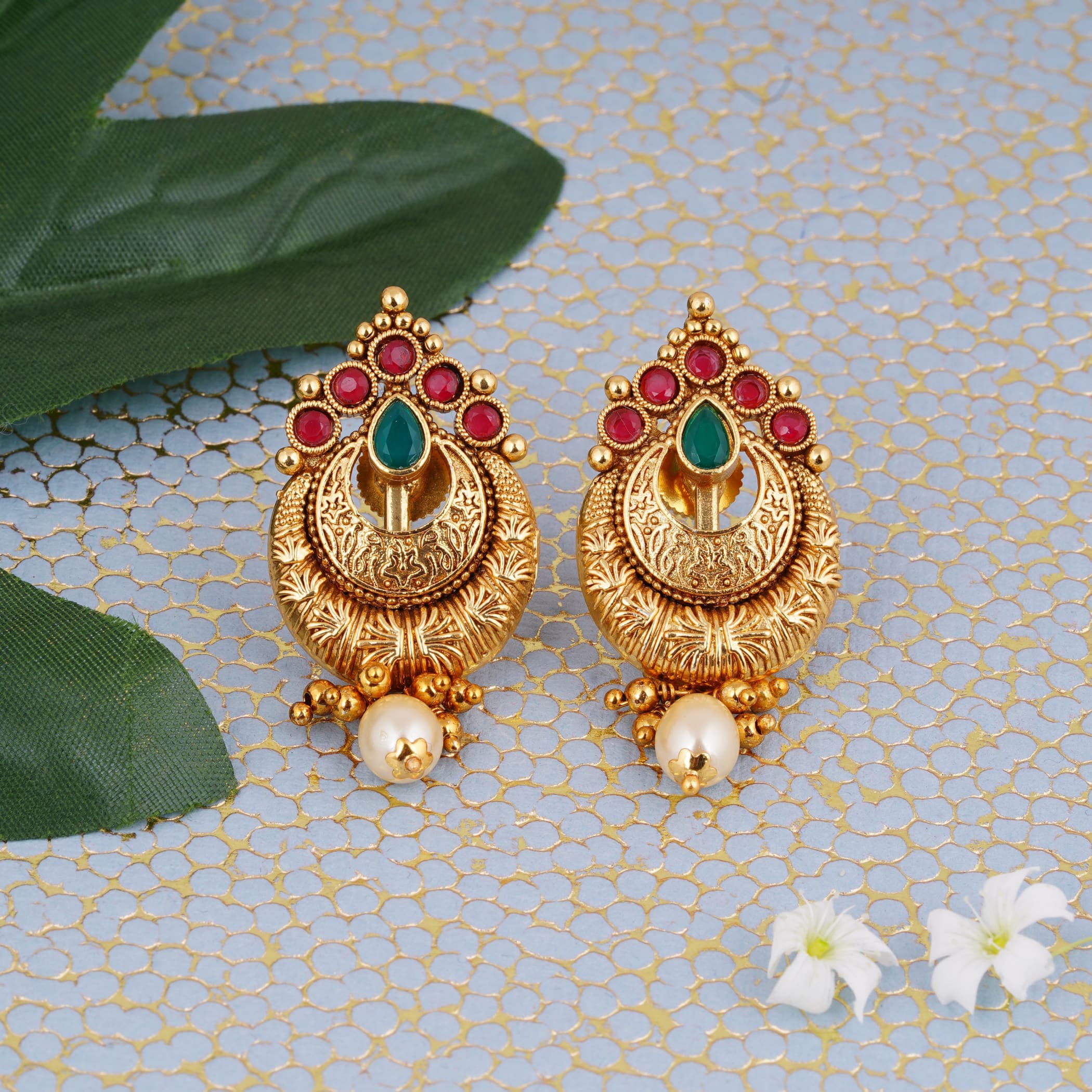 SOUTH INDIA 3.858gms EARRINGS 22K Yellow Gold – BangaruRani