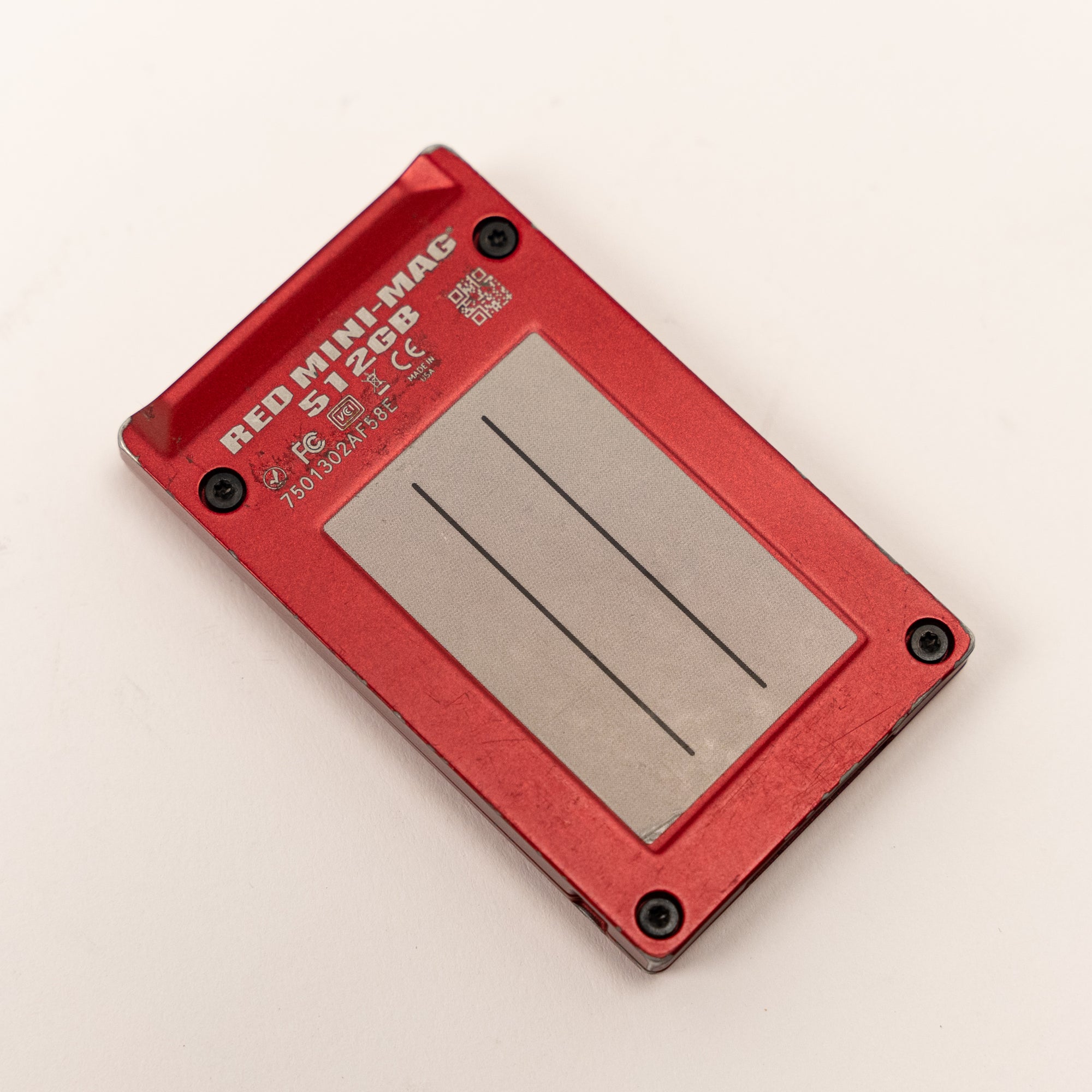 RED MINI-MAG 480GB DSMC2容量は480GBです