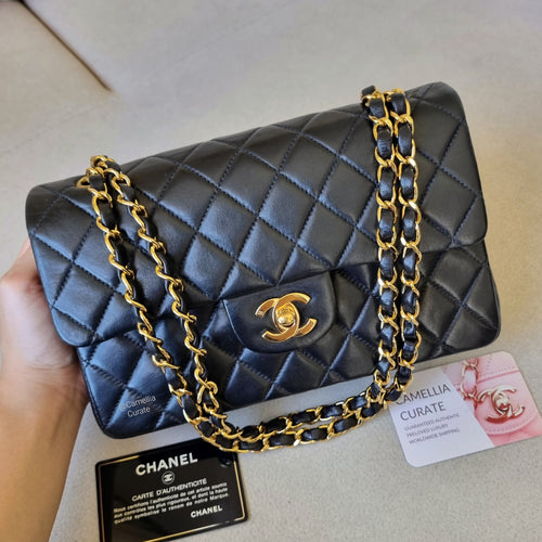 Chanel Vintage medium Diana bag black lambskin