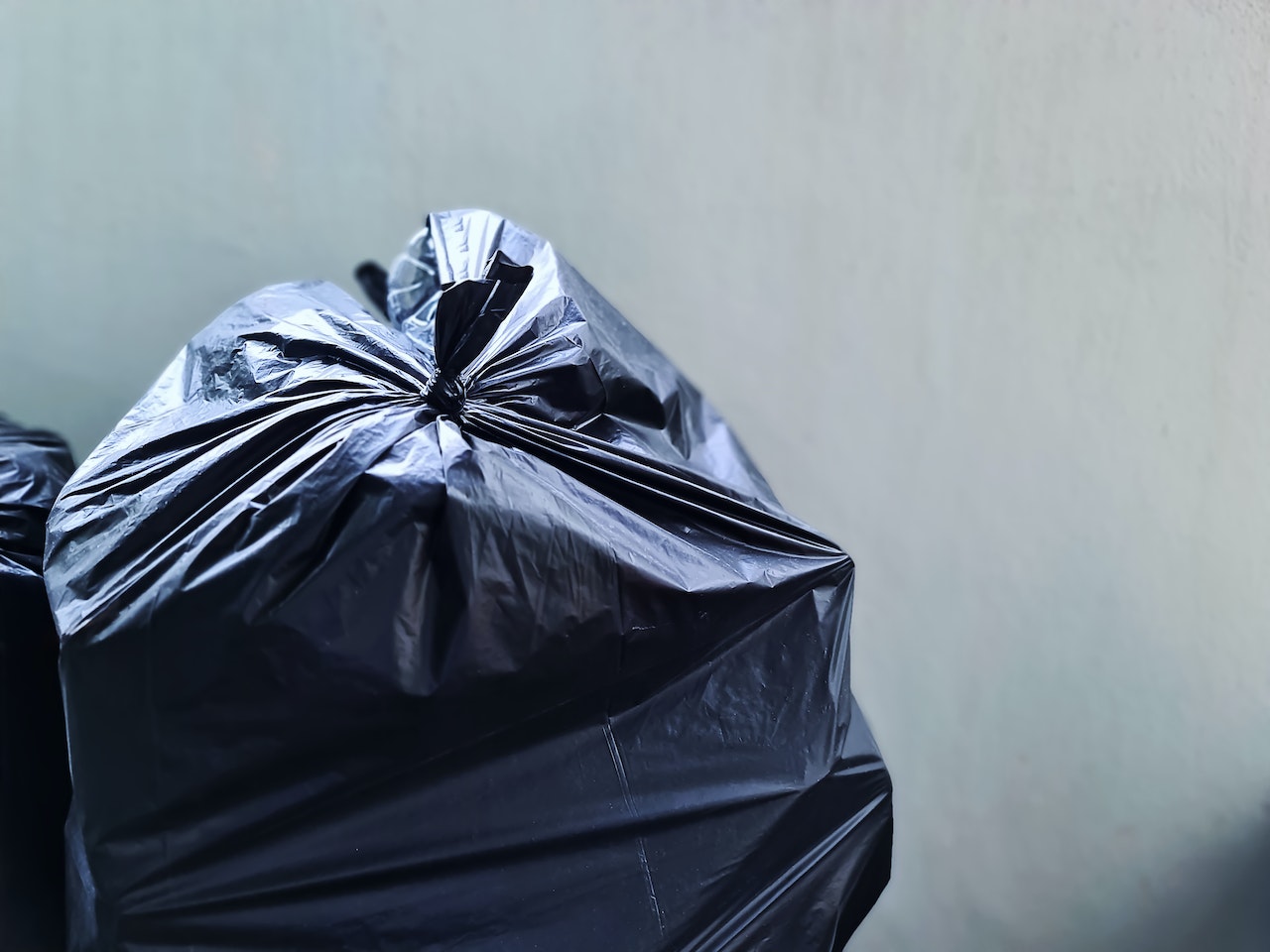 Black Trash Bags: Keeping Your Home Clean and Organized - Trash Rite