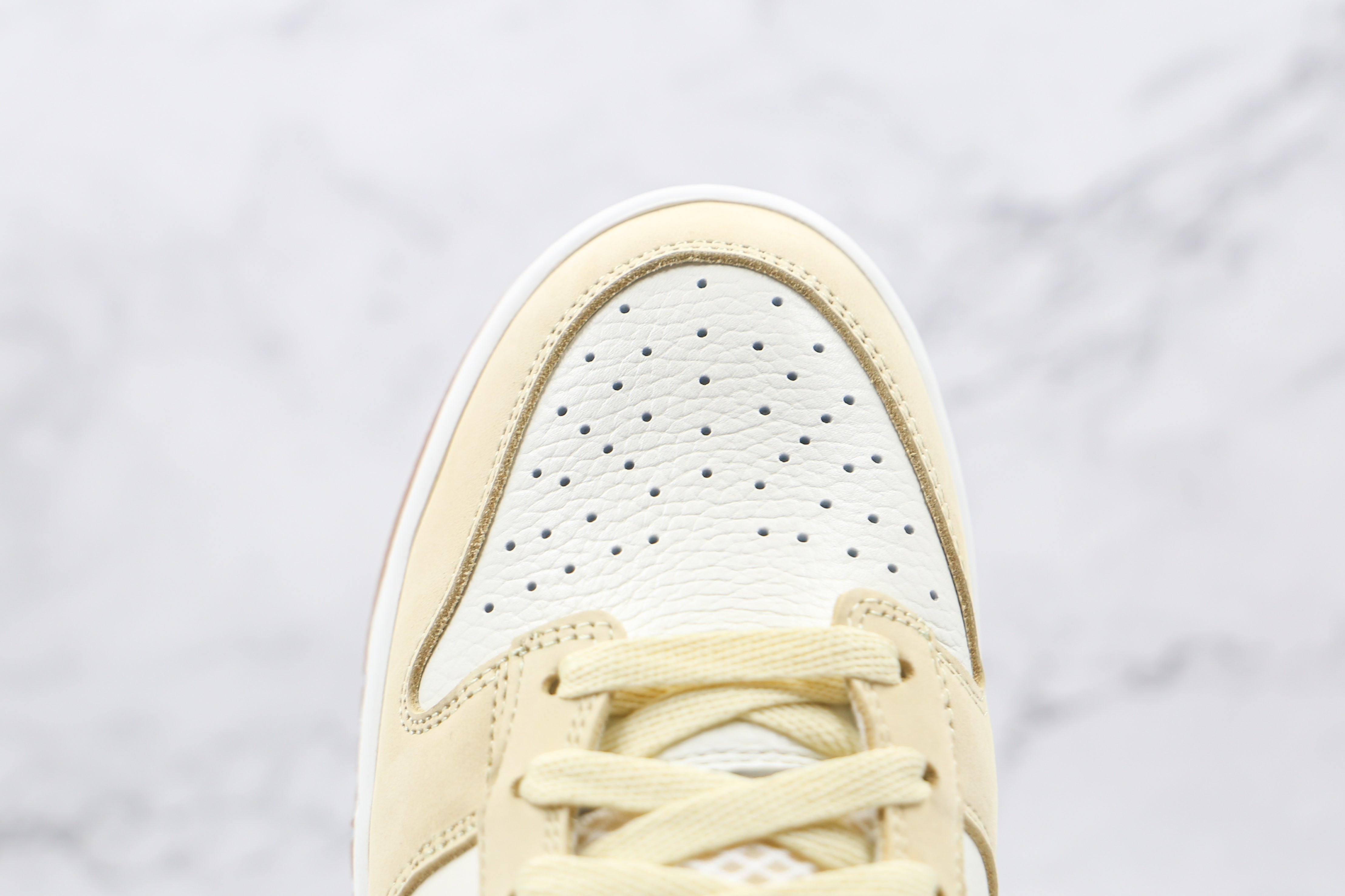 Nike Dunk Low Lemon Drop W DJ6902-700 Sneakers