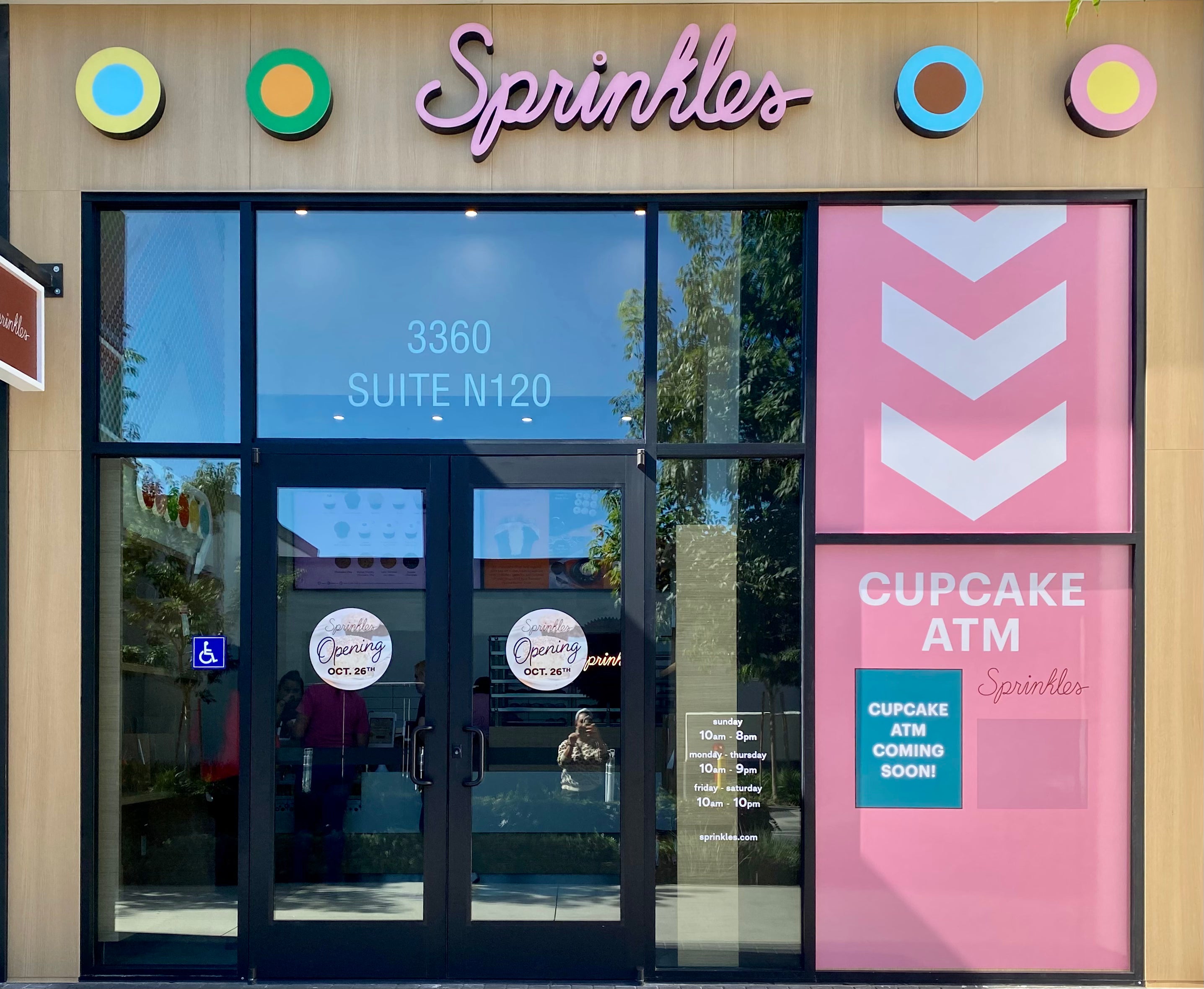 Sprinkles Cupcakes  Bakery, ATM, Online Ordering, Nationwide Shipping –  Sprinkles Cupcakes, Inc