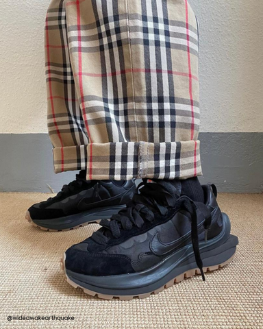 Hoe te stylen Nike x Sacai Vaporwaffle