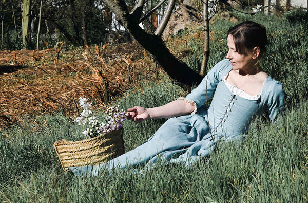 Atelier Serraspina, 18th-century dress in almond green linen