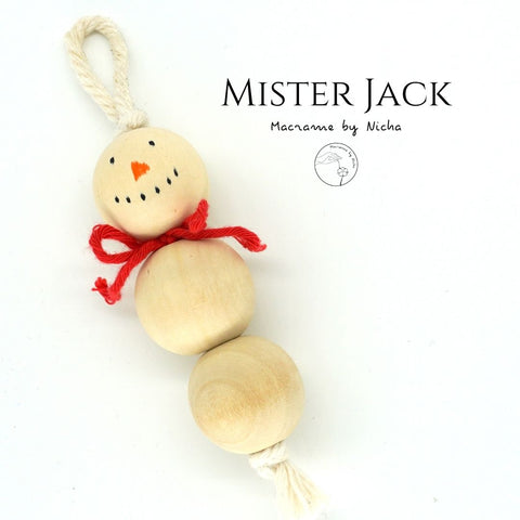 MISTER JACK - ตุ๊กตาหิมะ - ของตกแต่งคริสต์มาส - Macrame by Nicha