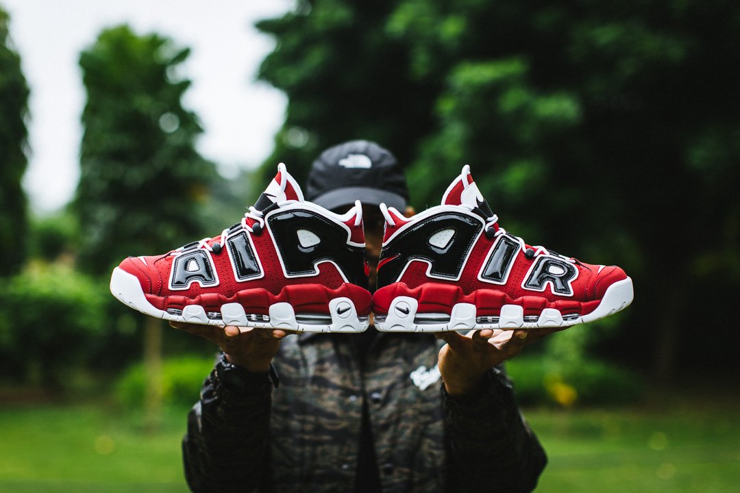 Air More Uptempo OG Chicago 鈥淗oop Pack鈥 415082-600