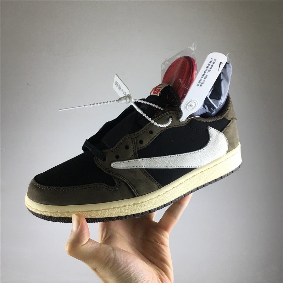 Travis Scott x Air Jordan 1 Low CQ4277-001