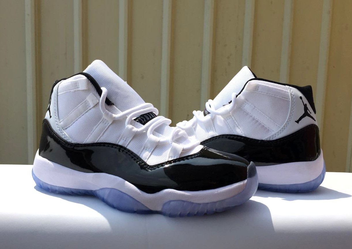 Air Jordan 11 Retro "Concord" 45