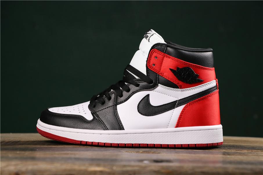 Air Jordan 1 Retro High OG Black Toe Silk CD0461-016