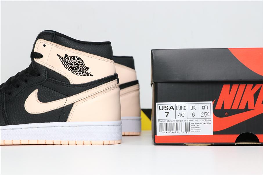 Air Jordan Retro 1 High OG "Crimson Tint"