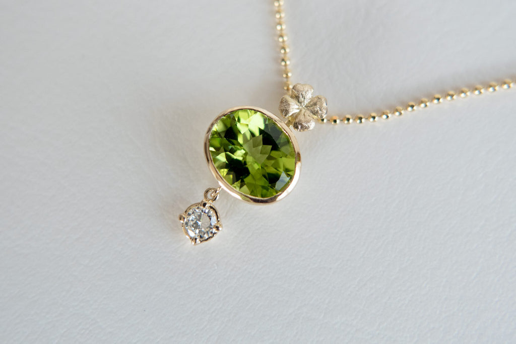 SHINDO HARUKA Order & reform Jewelry | Peridot, diamond & clover pendant top