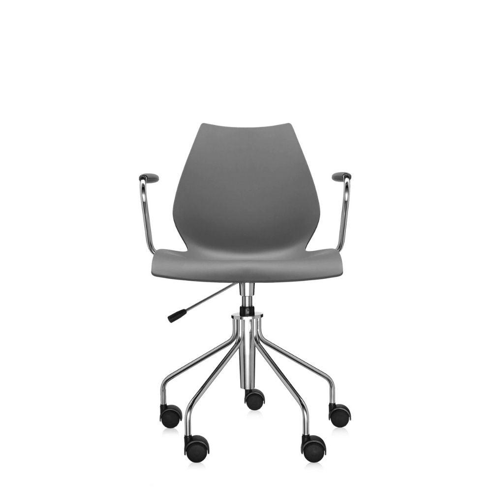 Kartell Maui design swivel chair Vico Magistretti