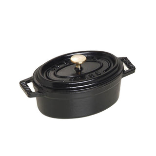 29 cm 4.2 Liter 11 3/8 inch 4.5 Quart Oval Staub Cooking Area