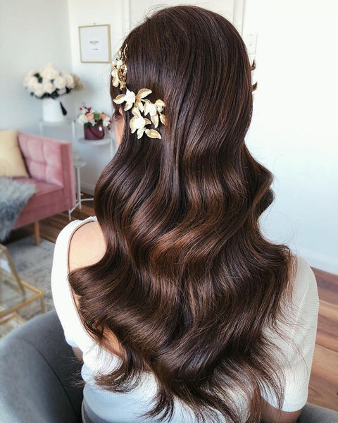 romantic soft vintage curls hairstyle for long hair asian bridal