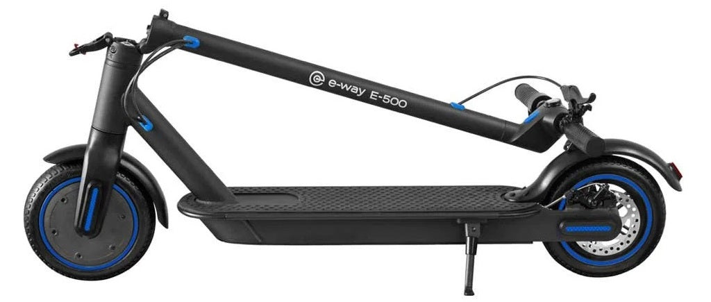 The Urban E-Way E-500 E-Scooter in schwarz-blau zusammen geklappt
