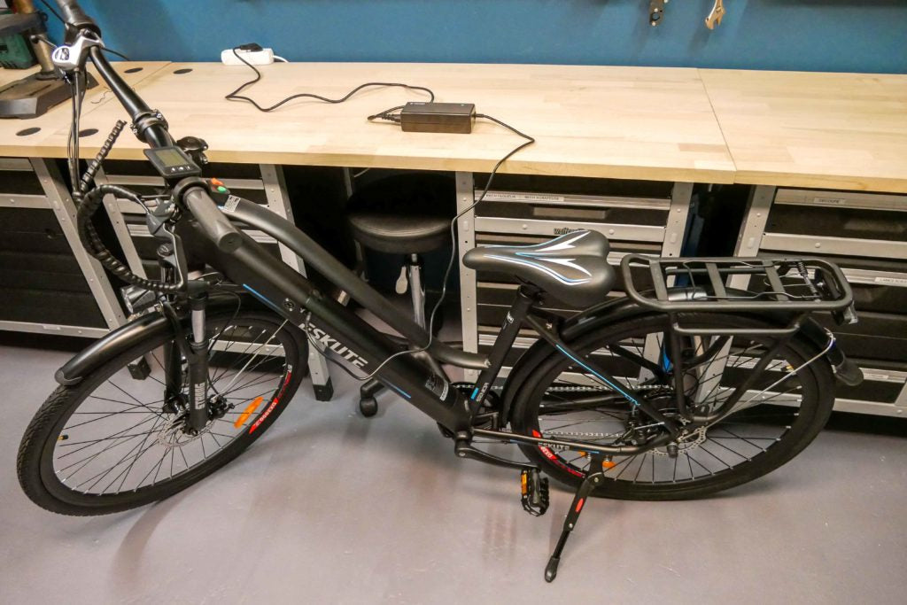 E-Bike Akkus: Richtig laden, lagern, pflegen - E-Bikes - Angebote