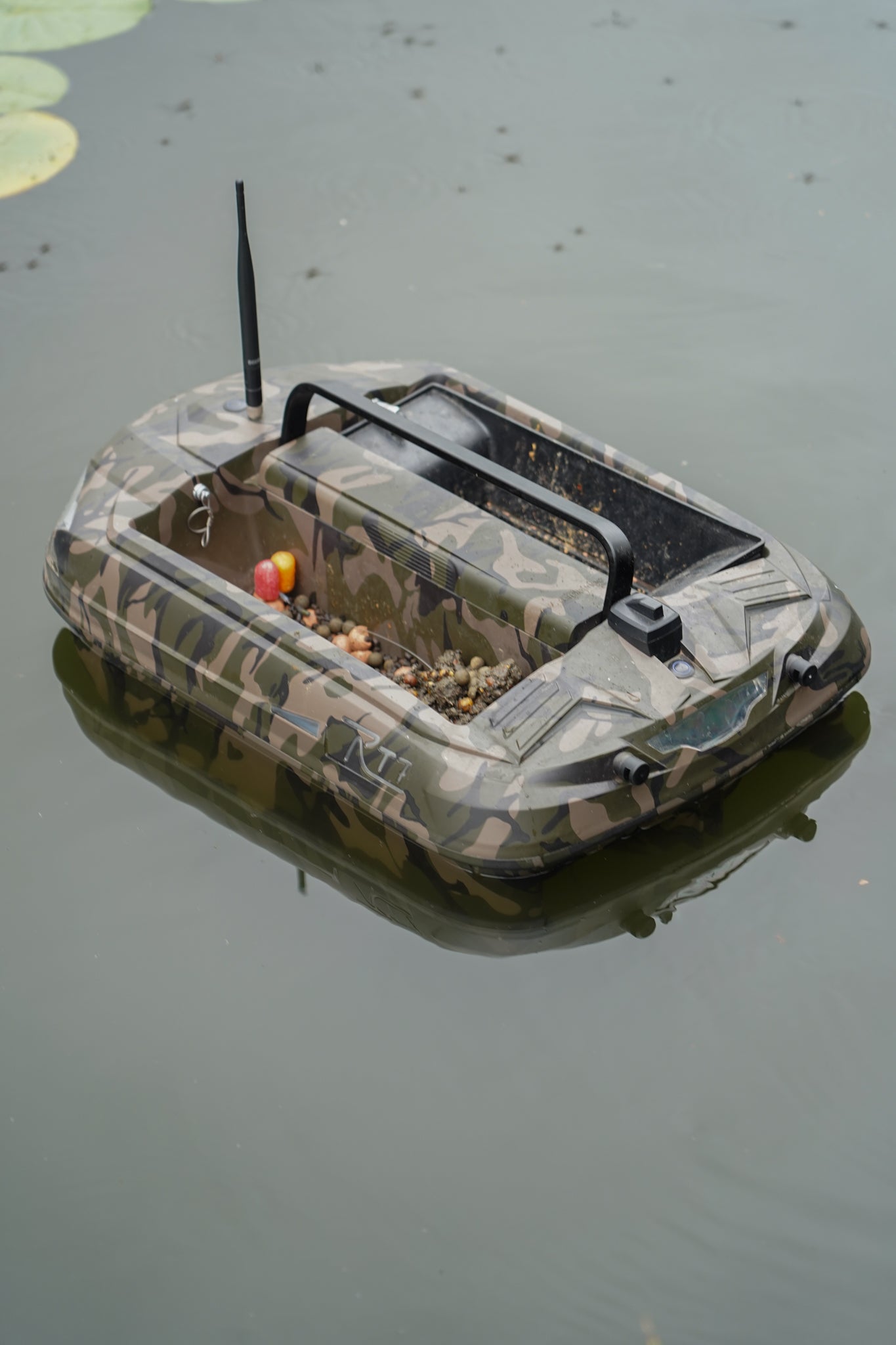 Carp Fishing Bait Boat