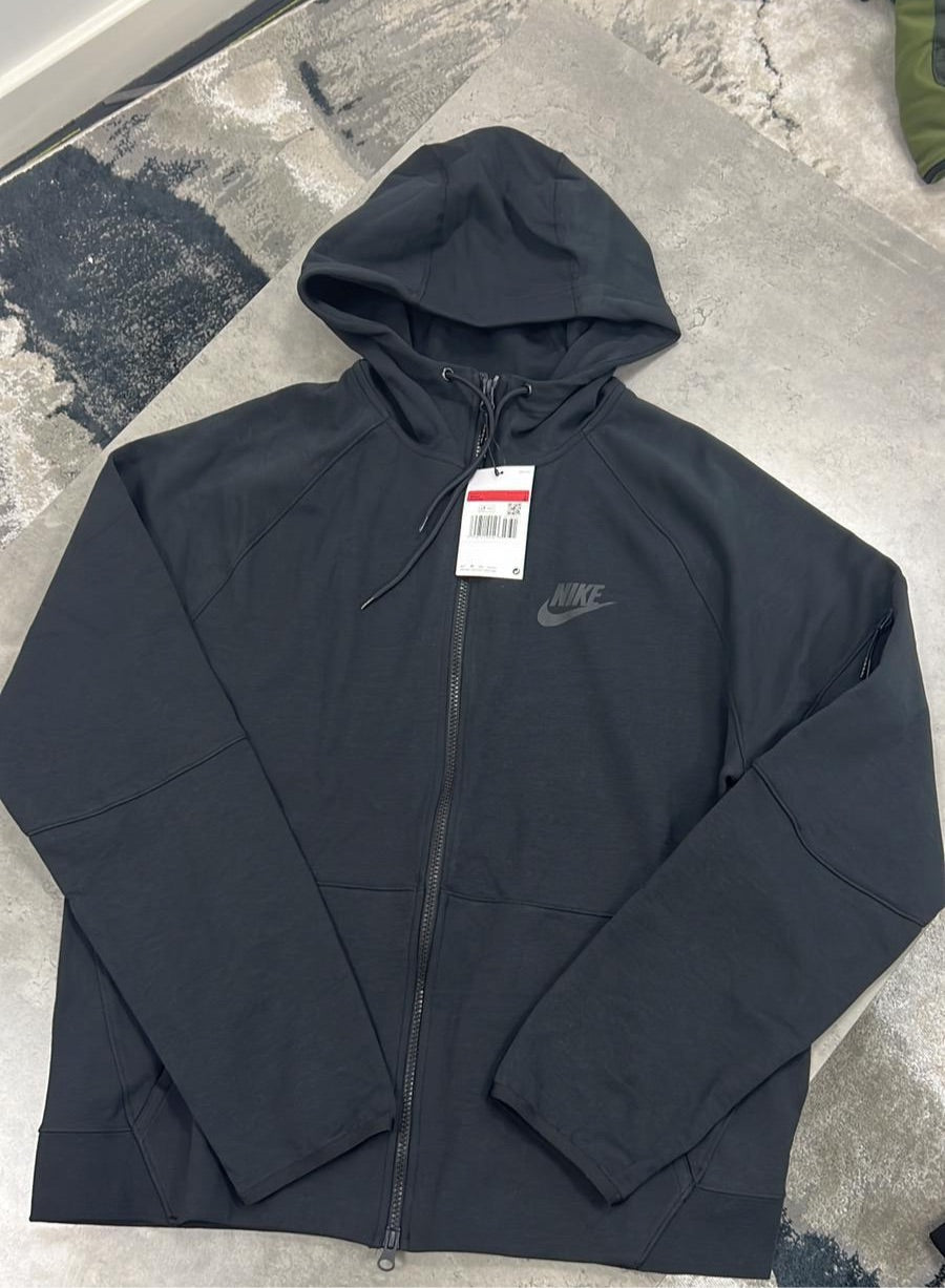 NIKE OLD SEASON TECH FLEECE HOODIE – Mangocops LTD