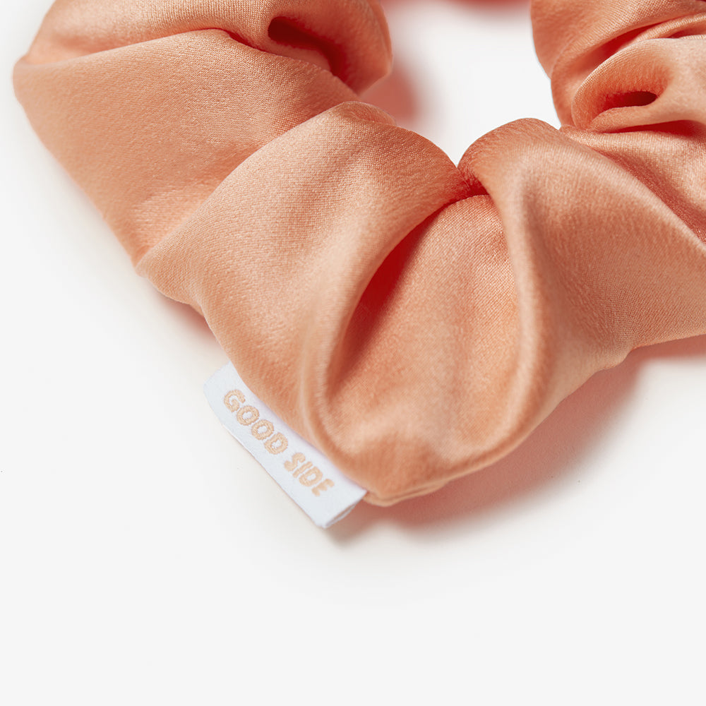 The Peach Jumbo Silk Scrunchie – Good Side