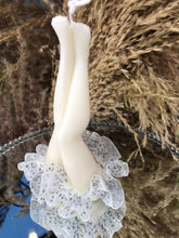 Last inn bildet i Galleri-visningsprogrammet, Dekorlys Kvinneben med skjørt
