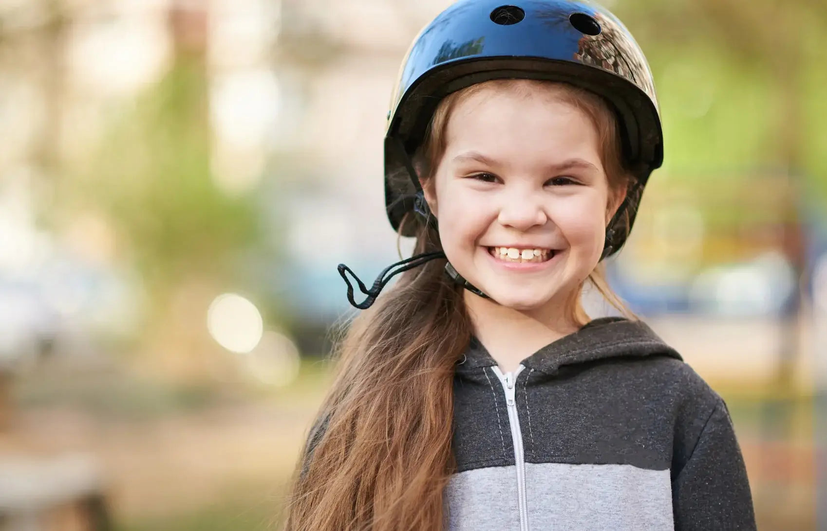 littlegirlhelmetsmilingfunny-2min-1688562370451 (1).webp__PID:9cc4055f-f28b-4b19-8ba7-217d6d5a026f